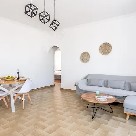 Brizet Sea & Side Sea View Apartmán