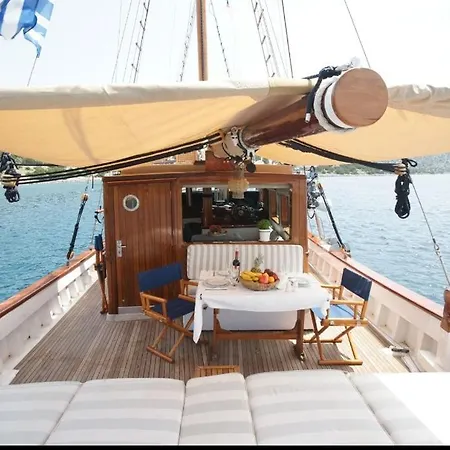 Brizet Sea & Side Sea View Apartmán *